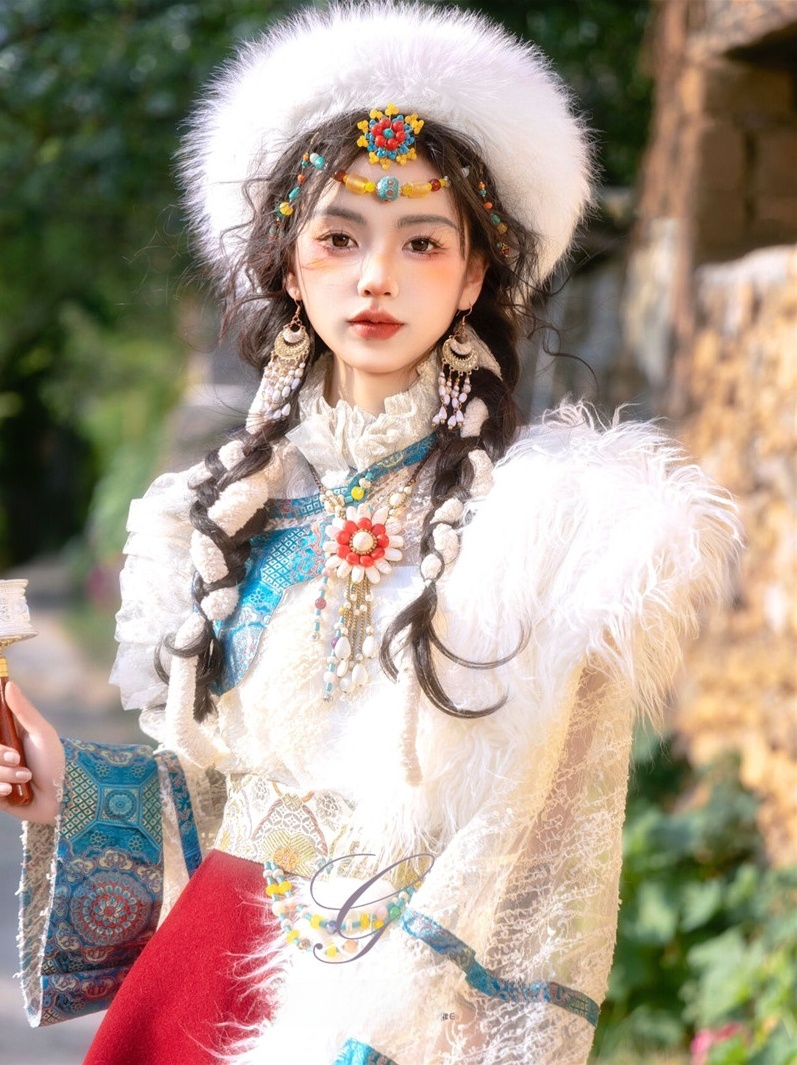Ethnic Fashion Photography - Nouvelle Collection de Vêtements Ethniques Tibétains