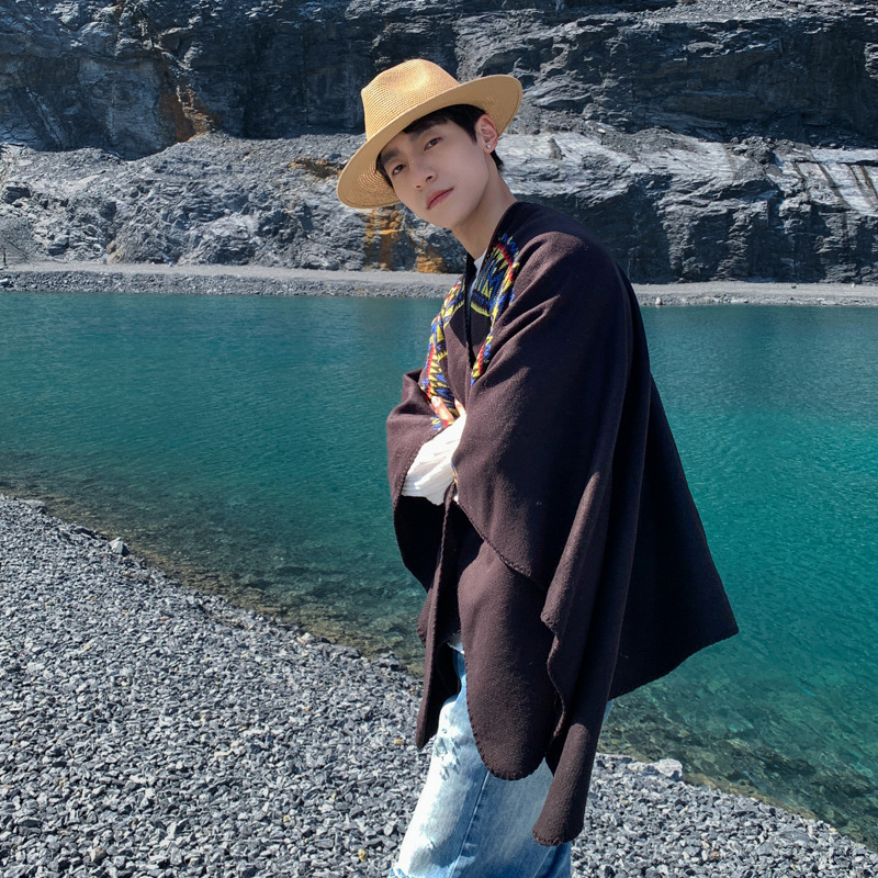 Ethnic Fashion Photography - Cape pour hommes désert voyage Style