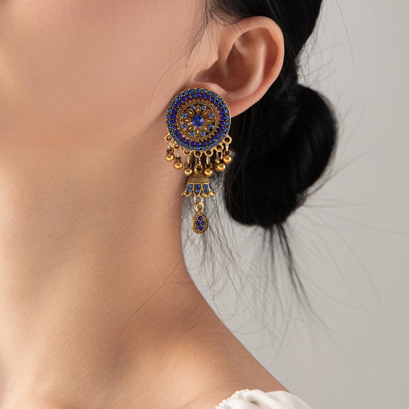 New Ethnic Fashion - Nouveau Jhumka cristal bleu strass boucles
