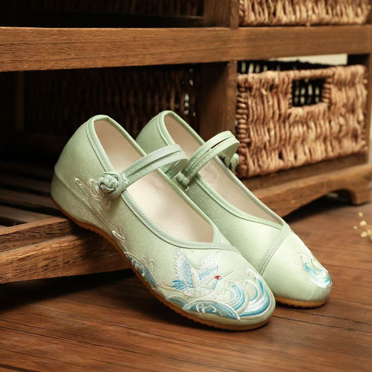 Ethnic Fabric - Chaussures plates en soie brodée pour
