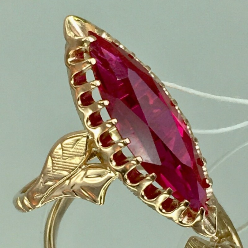 Ethnic Fashion Wear For Women - Bague vintage pour femme incrustée de
