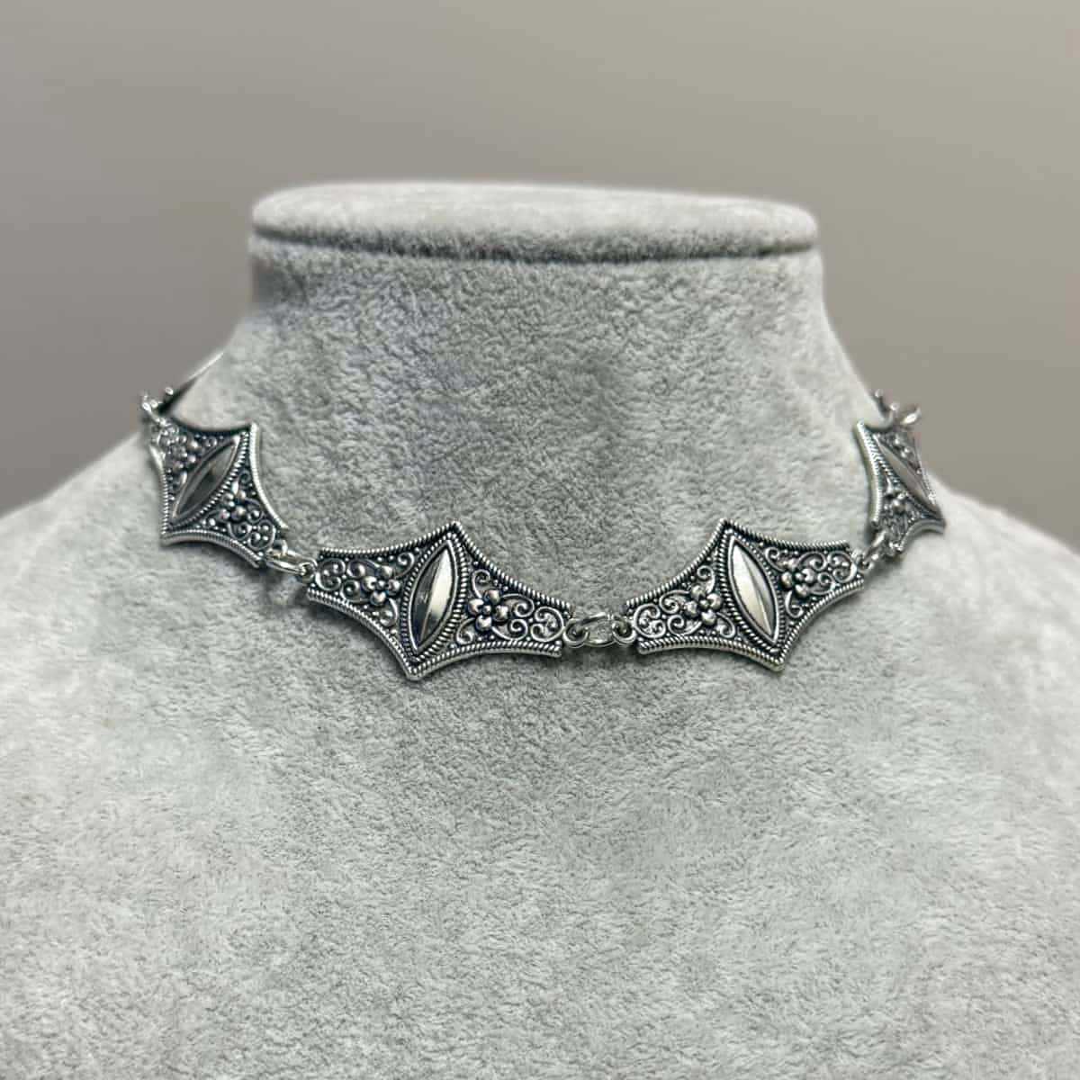 Collier ras du cou ethnique bo - Ethnic Fashion Wear For Women avis et prix