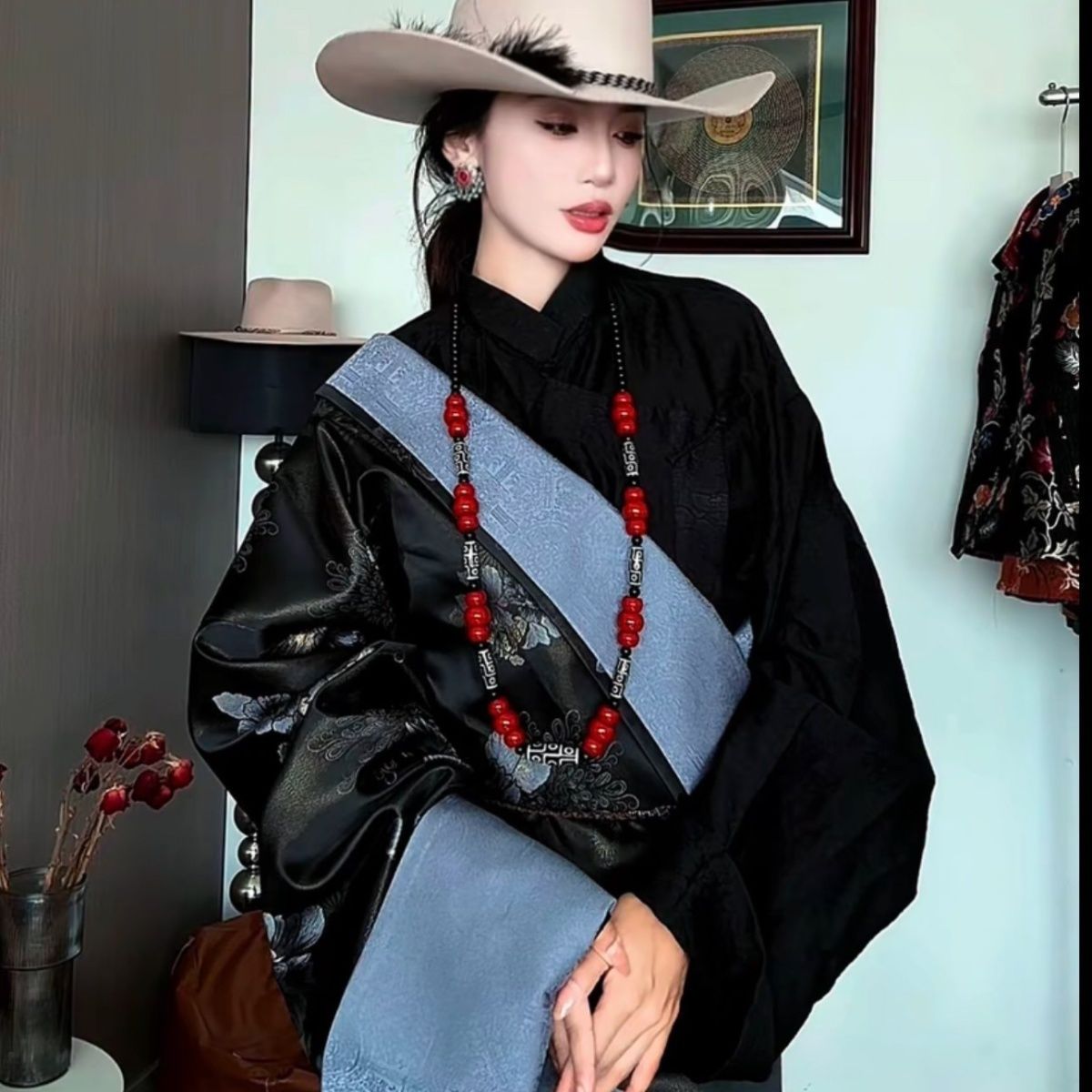 Nouvelle tenue tibétaine du Bh - Ethnic Fashion Shoot avis et prix