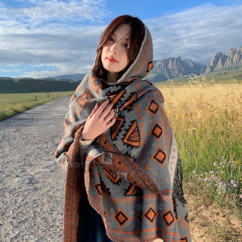 Manteau-châle à capuche pour f - Ethnic Fashion Photography avis et prix