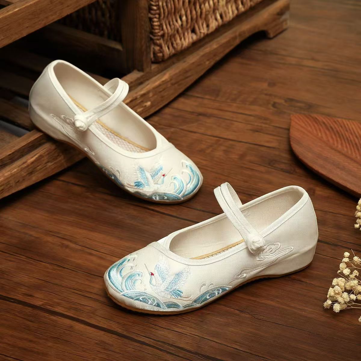 Chaussures plates en soie brod - Ethnic Fabric avis et prix