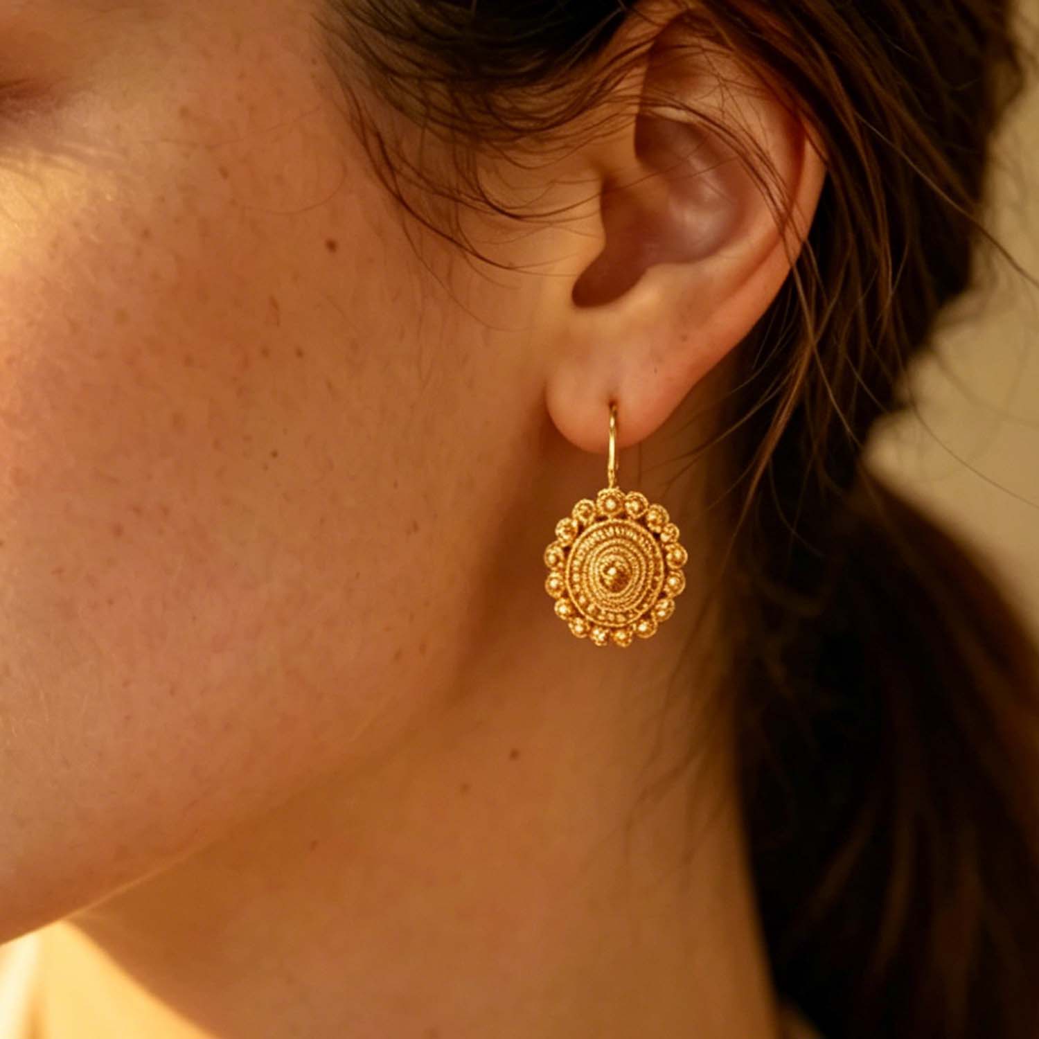 Boucles d'oreilles de style et - Ethnic Fashion Photography avis et prix