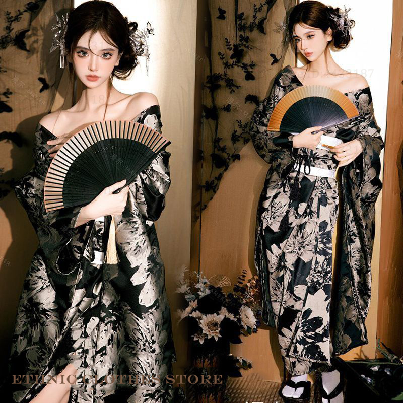 Kimono traditionnel japonais C - Ethnic Fashion Photography avis et prix