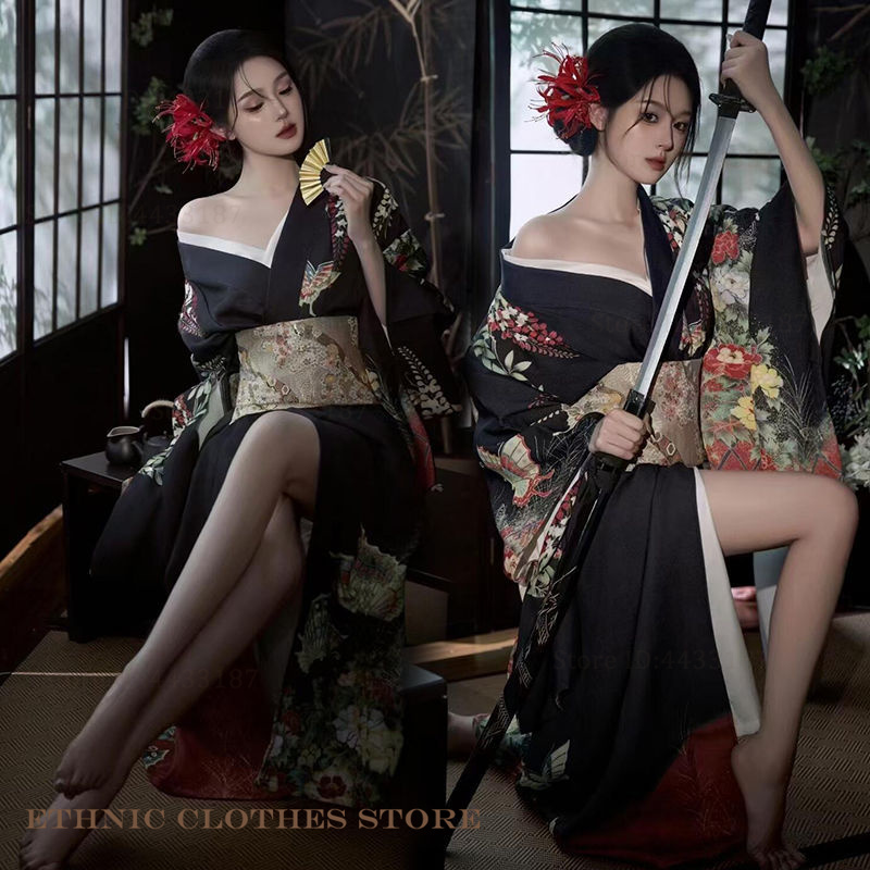 Kimono traditionnel japonais C - Ethnic Fashion Photography avis et prix